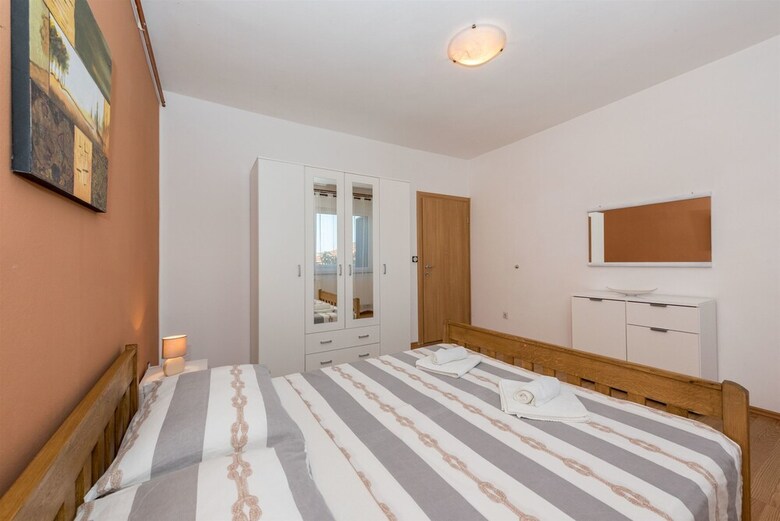 Apartments Snje?ana
