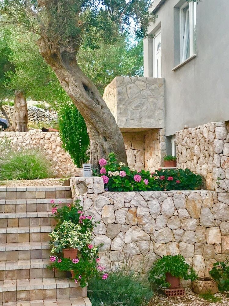 Apartments Suzana