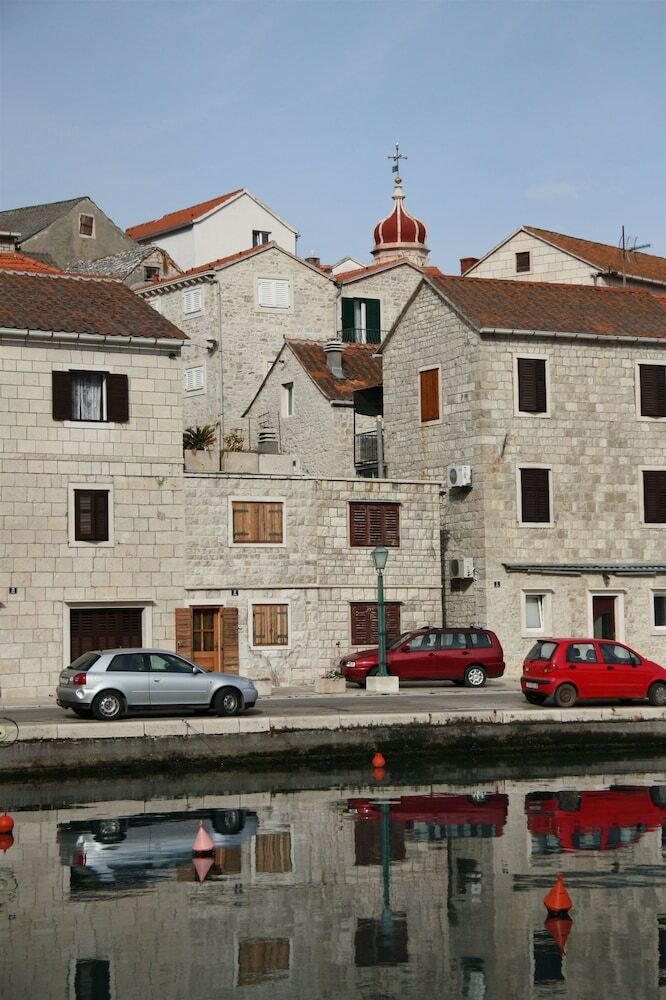 Apartamentos House Sonja