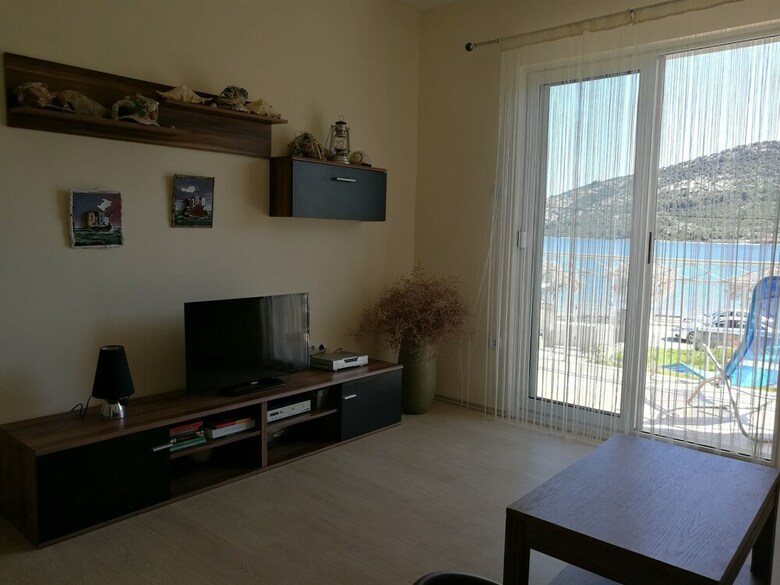 Apartment Leonora