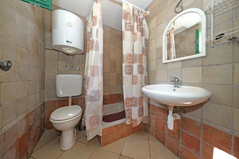 House Ivane?a