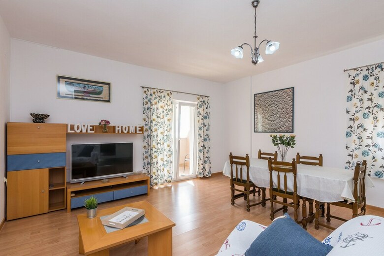 Apartments Ivan