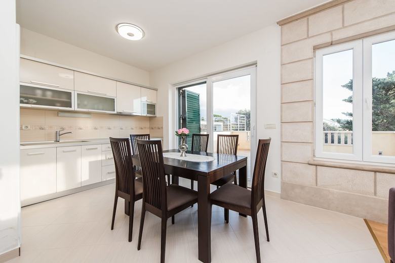 Apartments Dyana