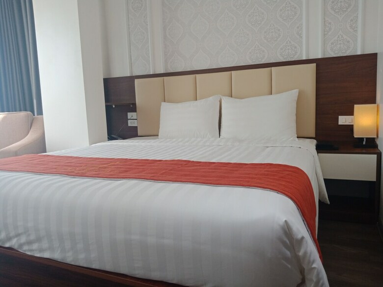 Luckful Hotel