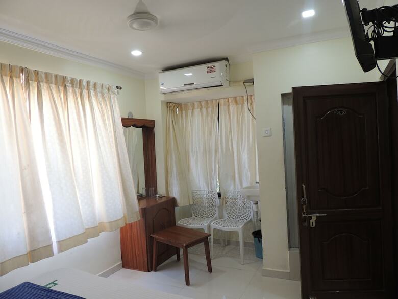 Hotel Ferdin Home Stay