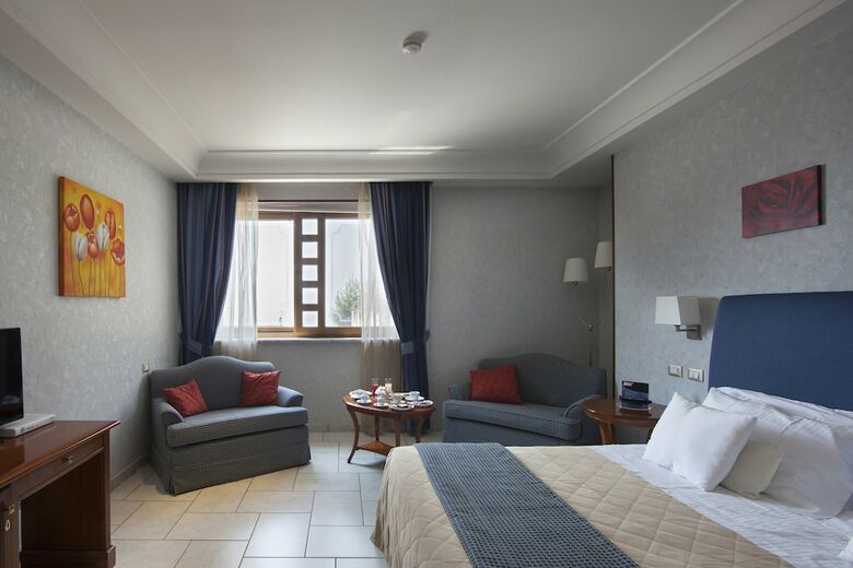 Andris Hotel