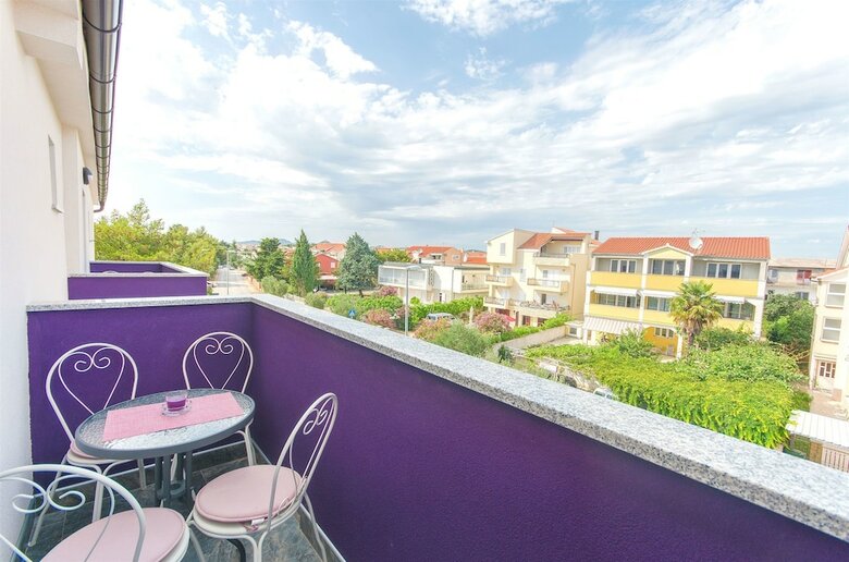 Apartments Marina