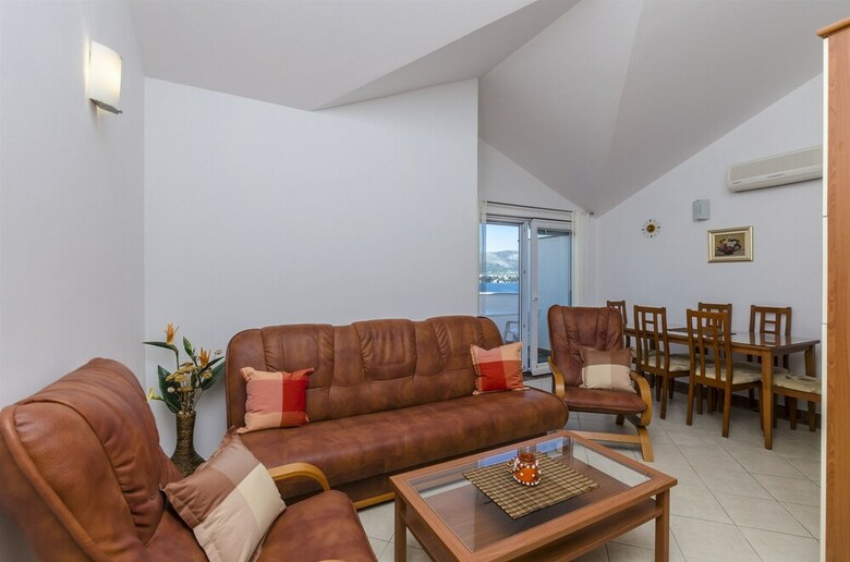 Apartment Anika