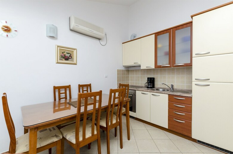 Apartment Anika