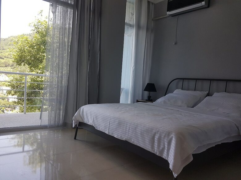 Hotel Calypso Kvariati Inn