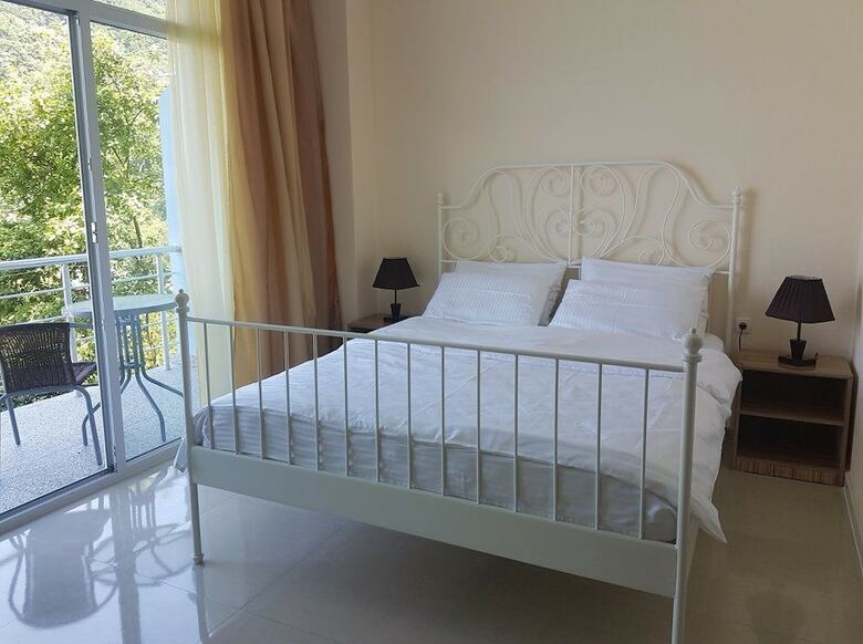Hotel Calypso Kvariati Inn