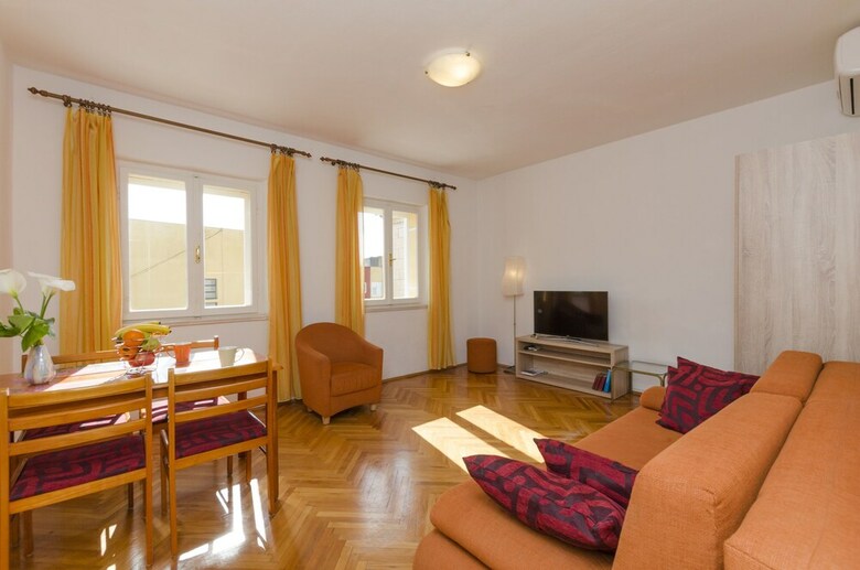 Apartments Sr?an