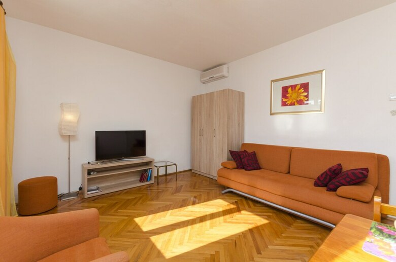 Apartments Sr?an