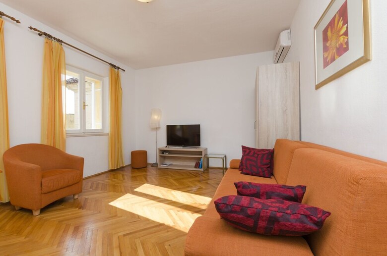 Apartments Sr?an