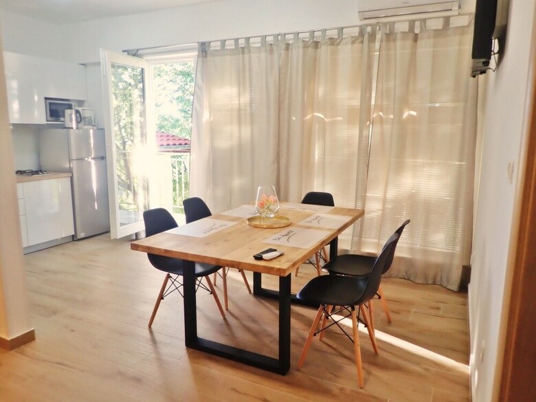 Apartments Danijel-in The Centre Of Starigrad