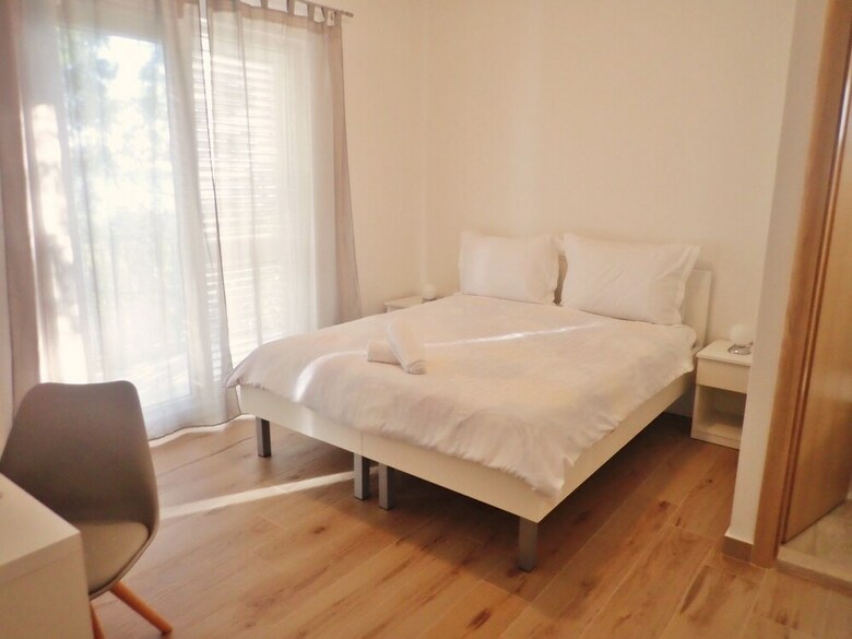 Apartments Danijel-in The Centre Of Starigrad