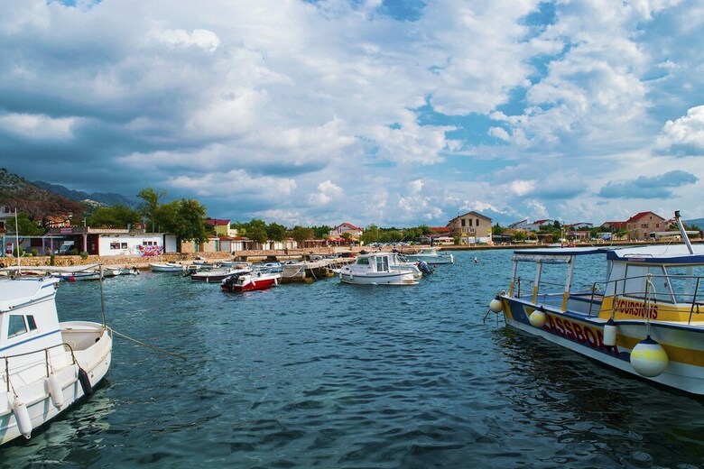 Apartments Danijel-in The Centre Of Starigrad