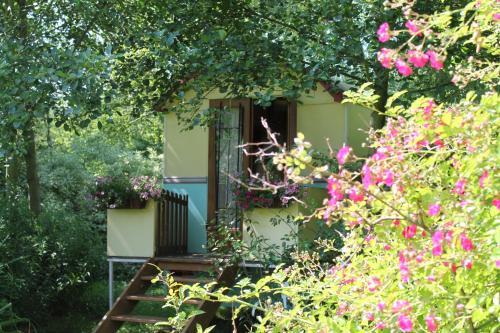 Bed & Breakfast Roulottes Du Rouard