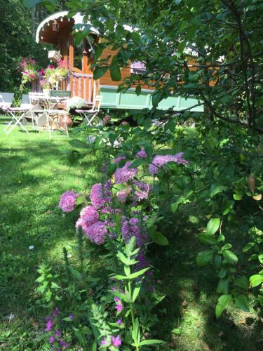 Bed & Breakfast Roulottes Du Rouard