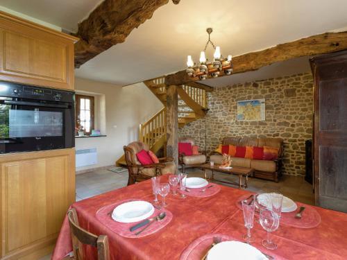 Holiday Home La Vallee Bonnemain