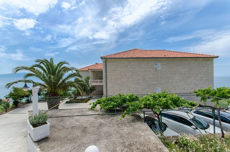 Apartamentos Gomila