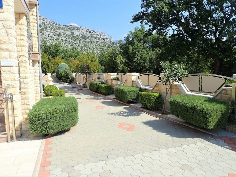 Apartamentos Asja-on Quiet Location And With Beautiful Garden