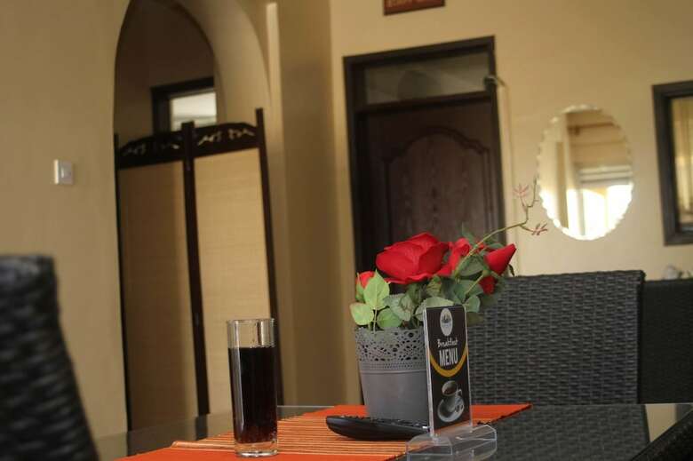 Hotel Karibu Bb Suites