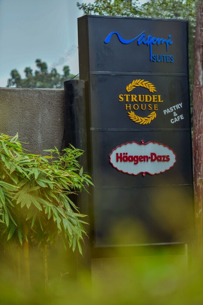 Aparthotel Nagomi Suites