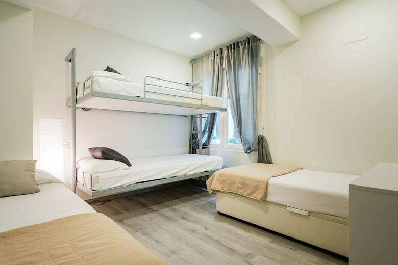 Heart Of Madrid Apartments