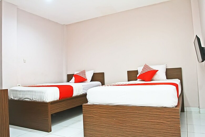 Hostal Oyo 1020 Pelita Guest House