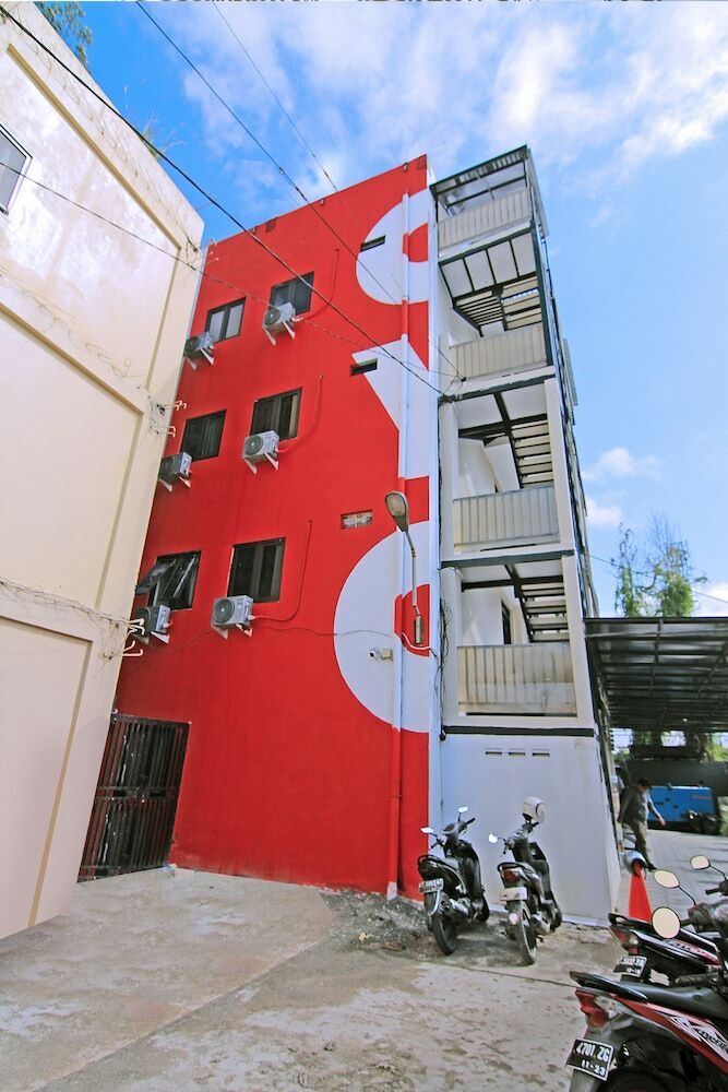 Hostal Oyo 1020 Pelita Guest House