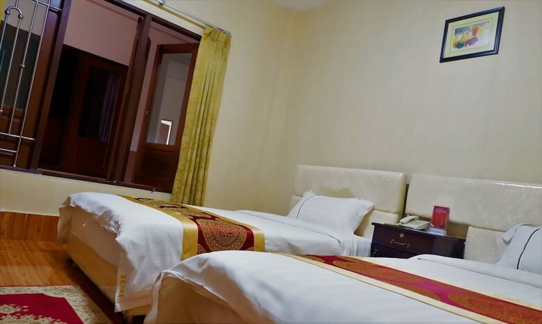 Lyly Hotel