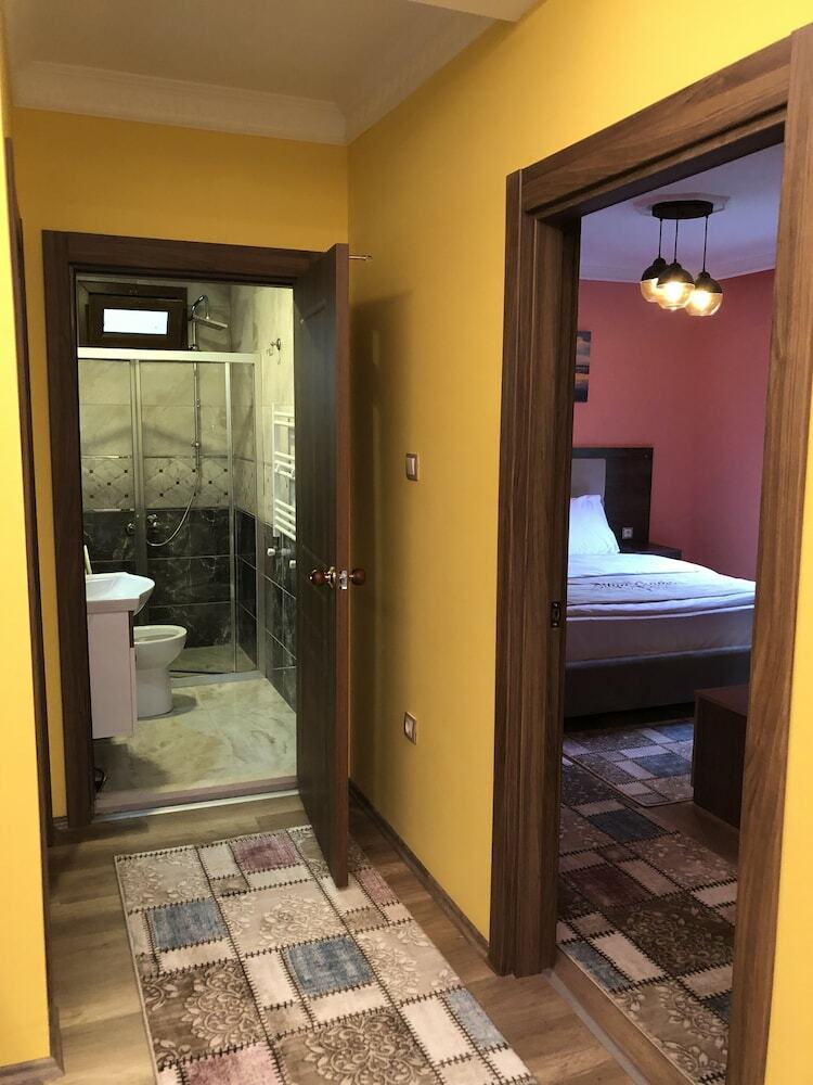 Silva Suites