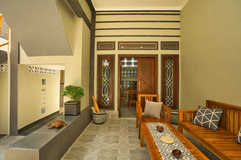 Villa Dalai Home