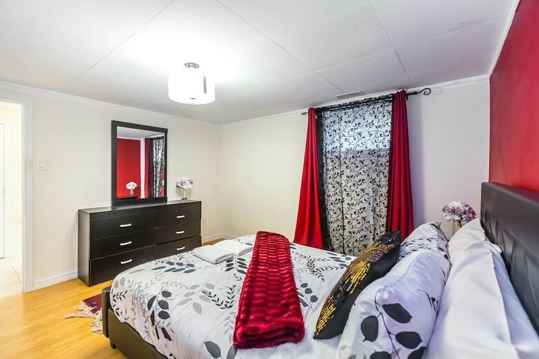 Serenity Retreat 2 Bedroom Guest Suite