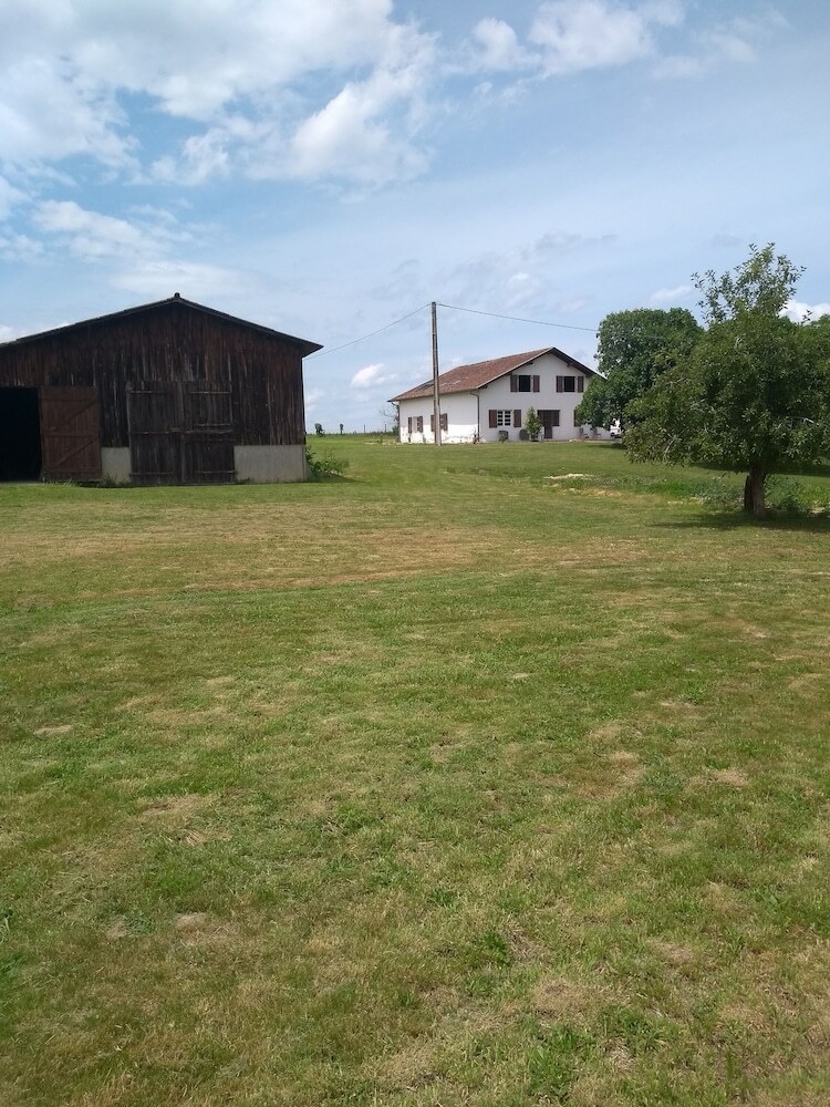 Bed & Breakfast La Maison De Pescate