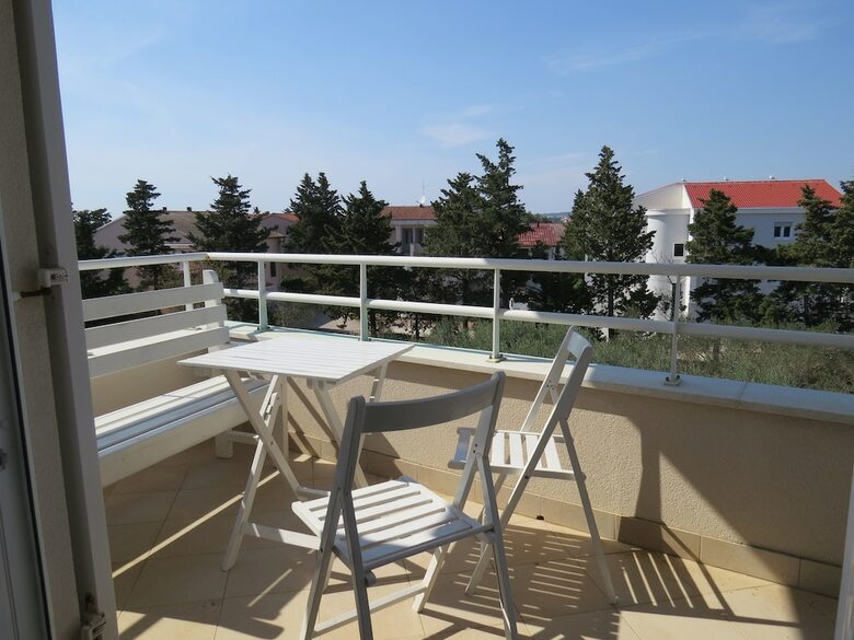 Apartment Mima