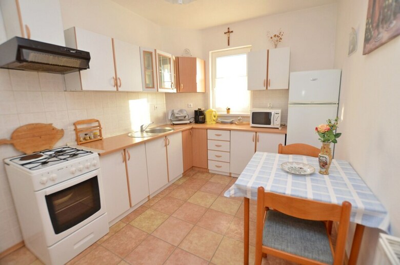 Apartment Jaka