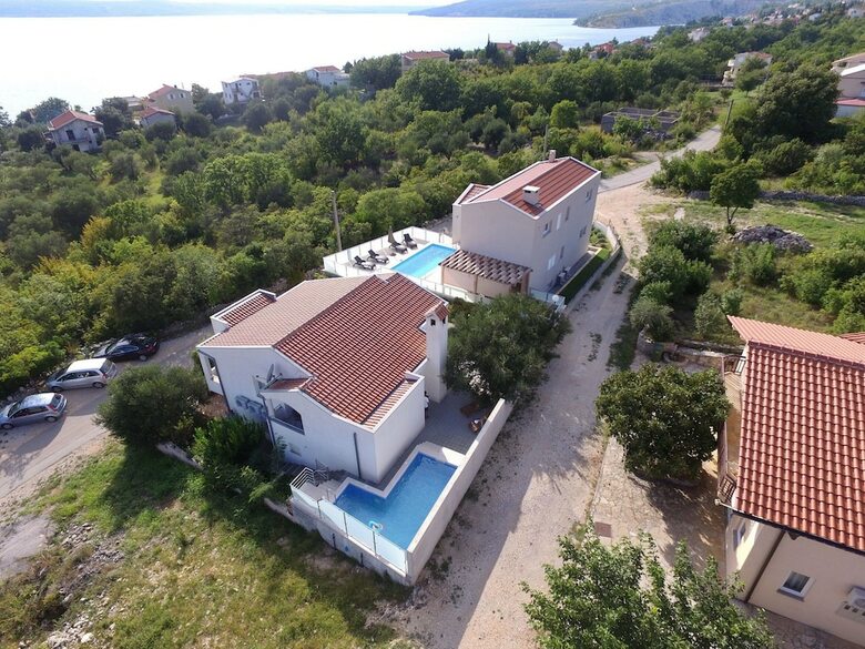 Apartamentos Dajana-with Pool And Sea View