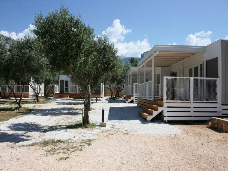 Apartamentos Katinka-close To Beach And Paklenica Np