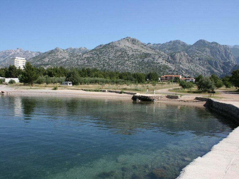 Apartamentos Katinka-close To Beach And Paklenica Np