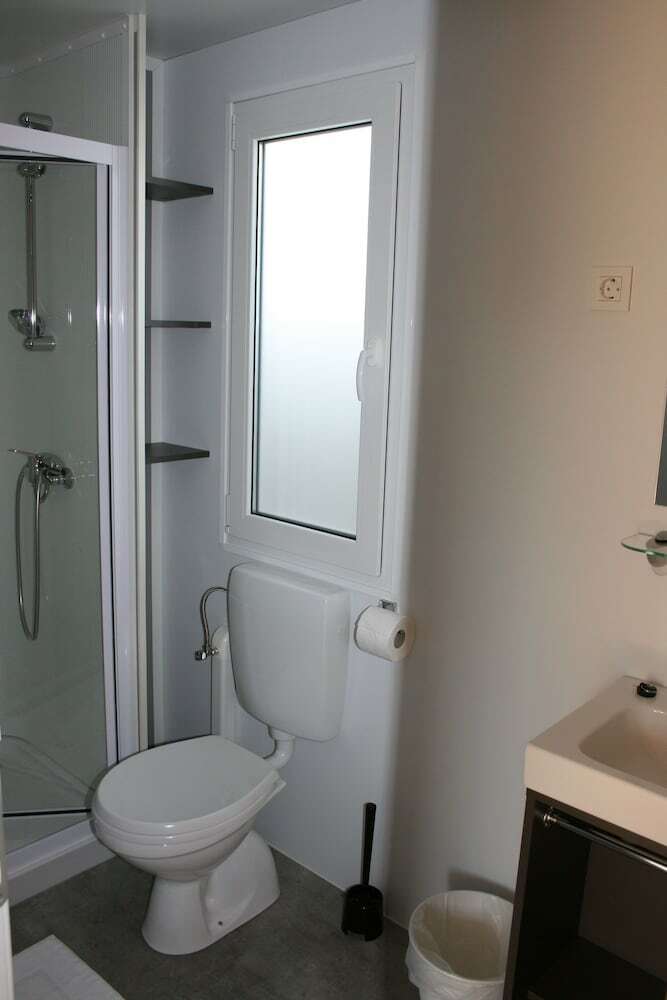 Apartamentos Katinka-close To Beach And Paklenica Np