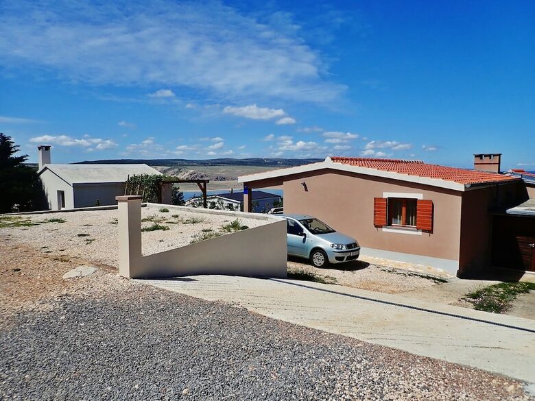 Apartment Boreas-with Panoramic View To The Sea And Velebit