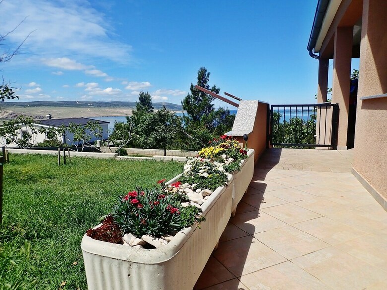 Apartment Boreas-with Panoramic View To The Sea And Velebit