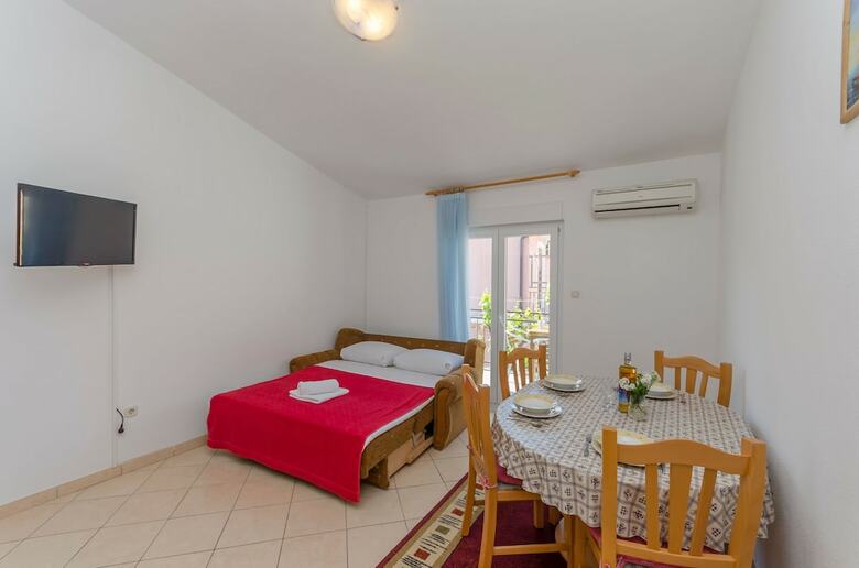 Apartments Ivan