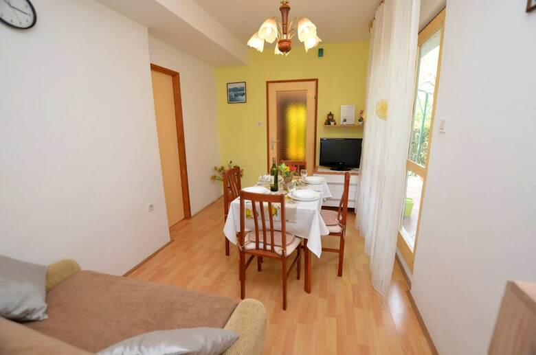Apartments Danica