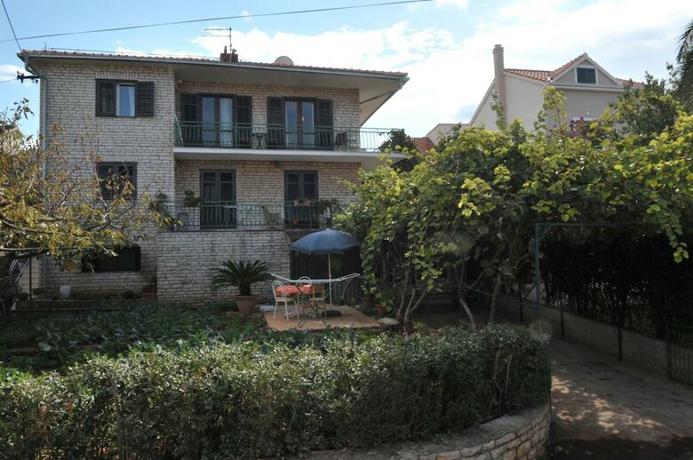Apartments Valerija
