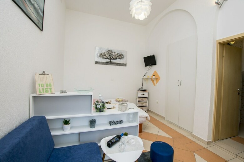 Apartments Neno
