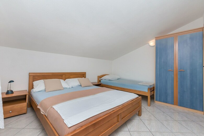 Apartments Luca