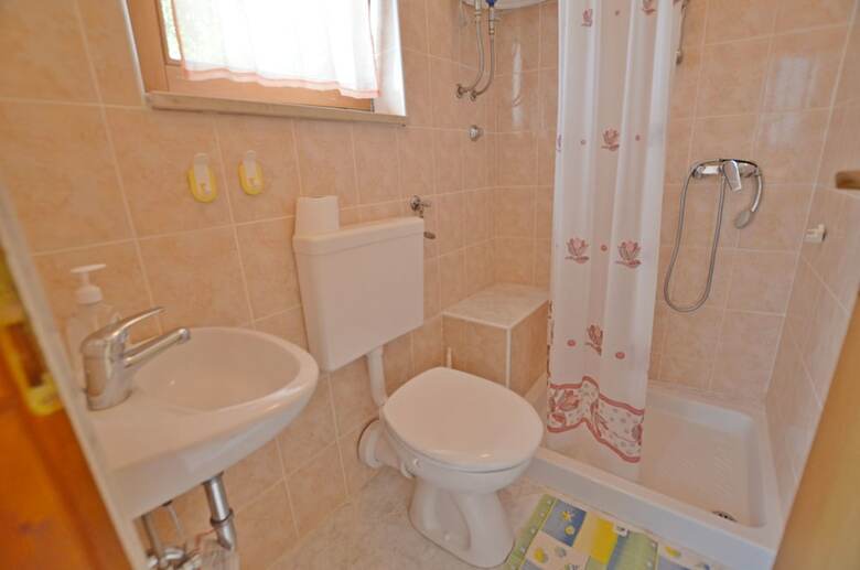 Apartments Josip